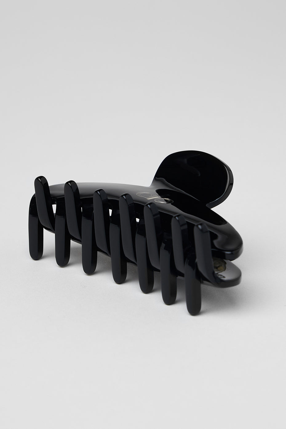 90's Claw Clip - Black - Image 3