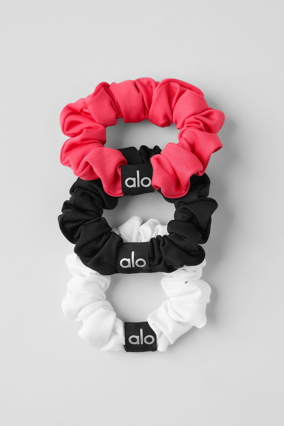 Fresh Mini Scrunchie 3-Pack - Candy Red/Black/White