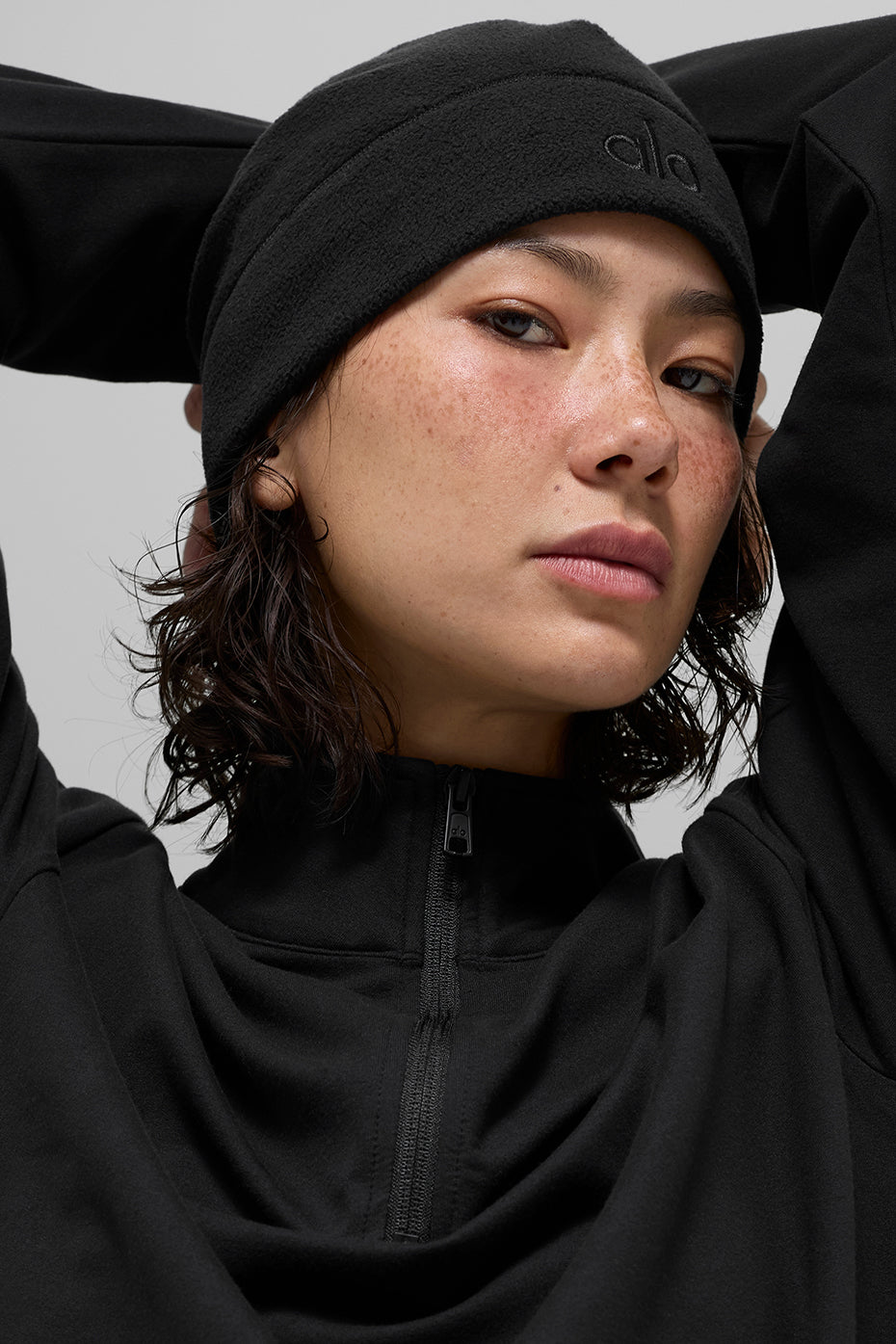 Performance Fleece Beanie - Black/Black