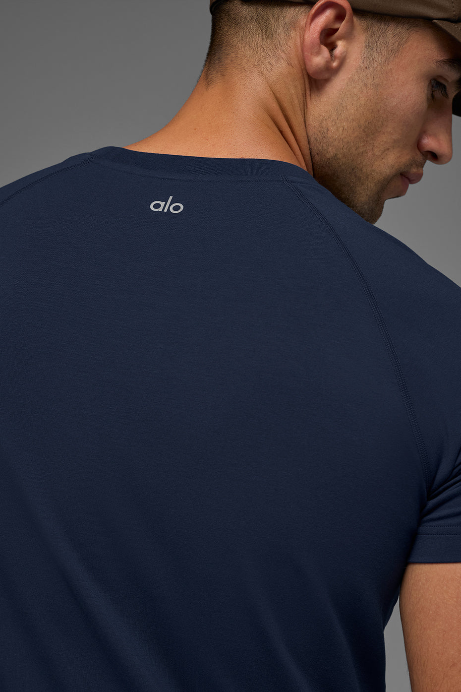 ALO Vapor Crewneck Short Sleeve - Navy - Image 4