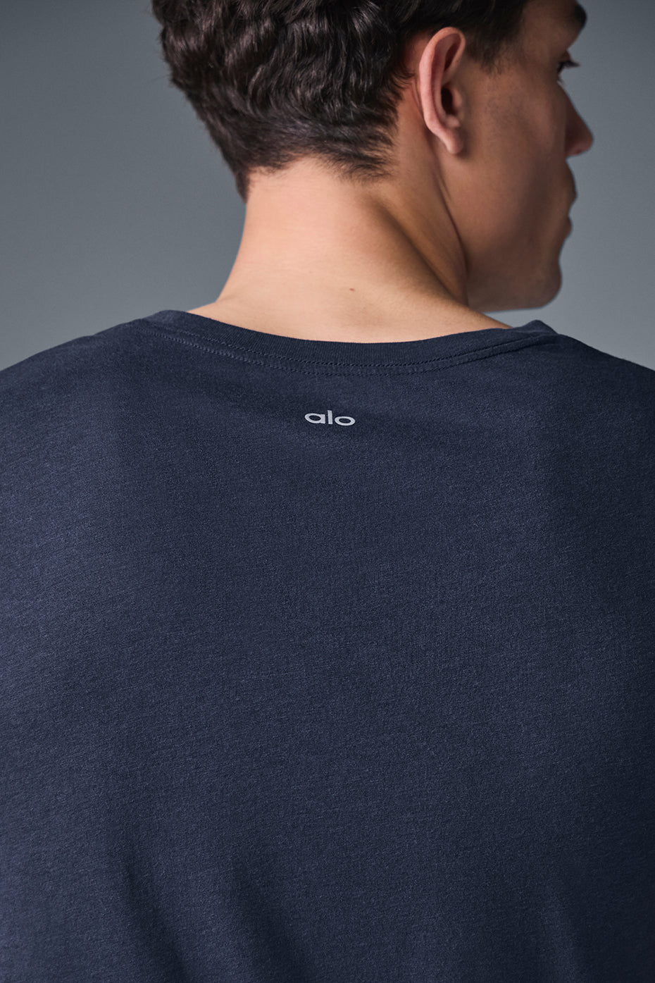 The Triumph Muscle Tank - Navy - Image 3