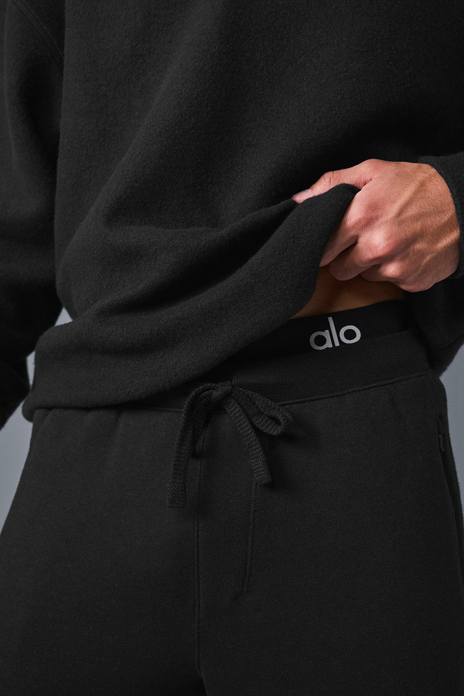 Triumph Restore Crew Neck Sweatshirt - Black - Image 4