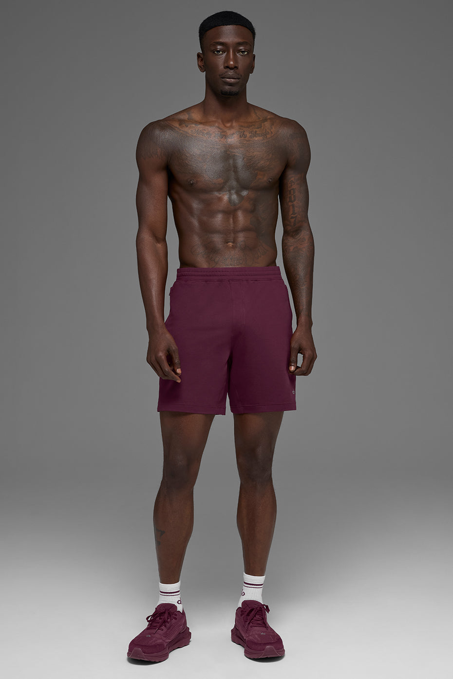 7 Conquer React Performance Short - Burgundy - Image 5