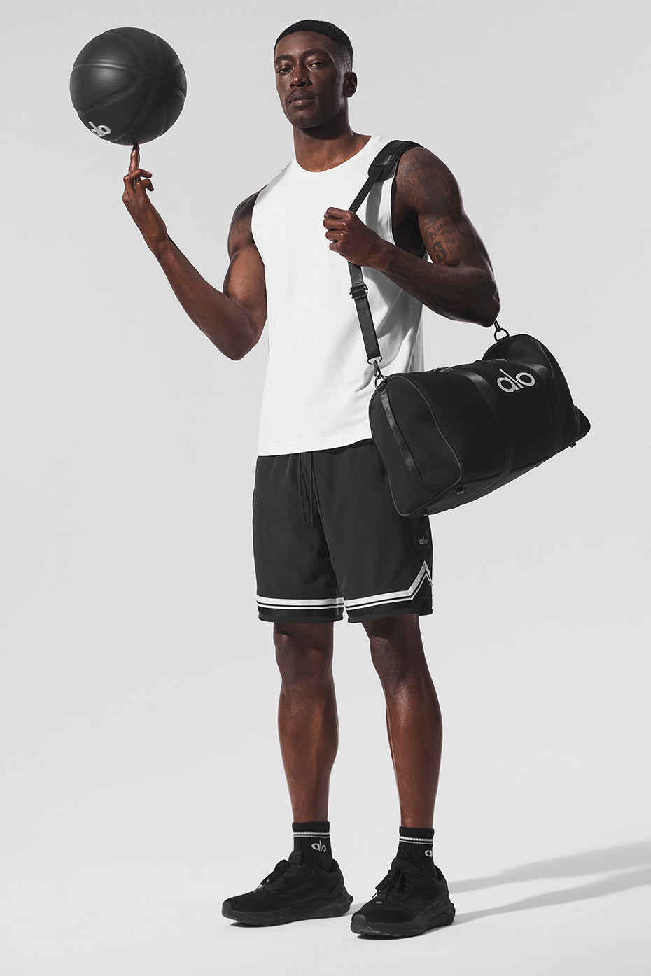 9 Traction Arena Short - Black - Image 5