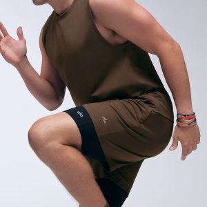 Conquer React 2-In-1 Performance Short - Espresso/Black