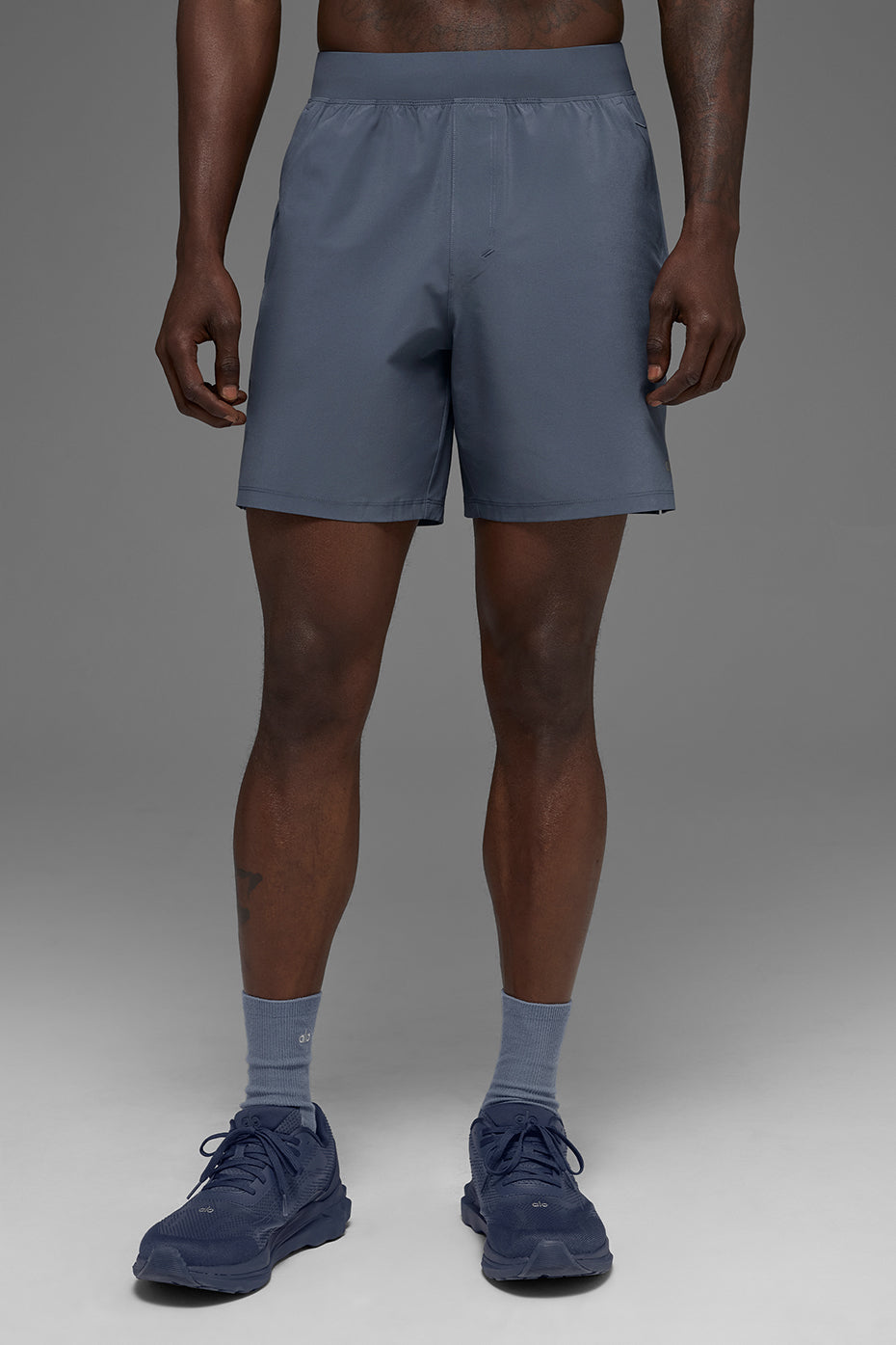 7 Repetition Short - Bluestone