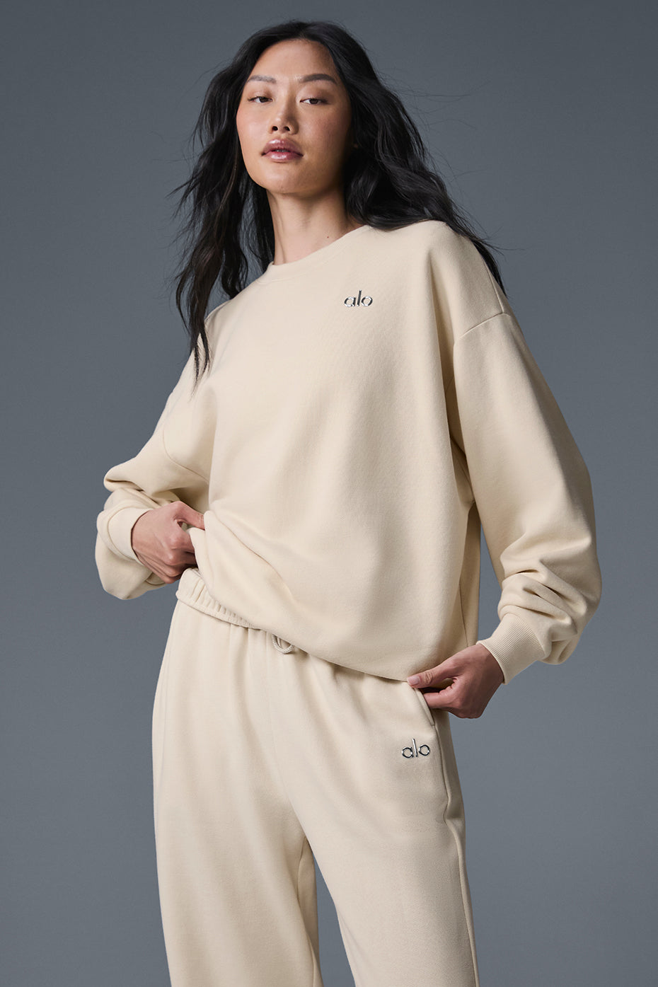 Accolade Crew Neck Pullover - Oat Milk