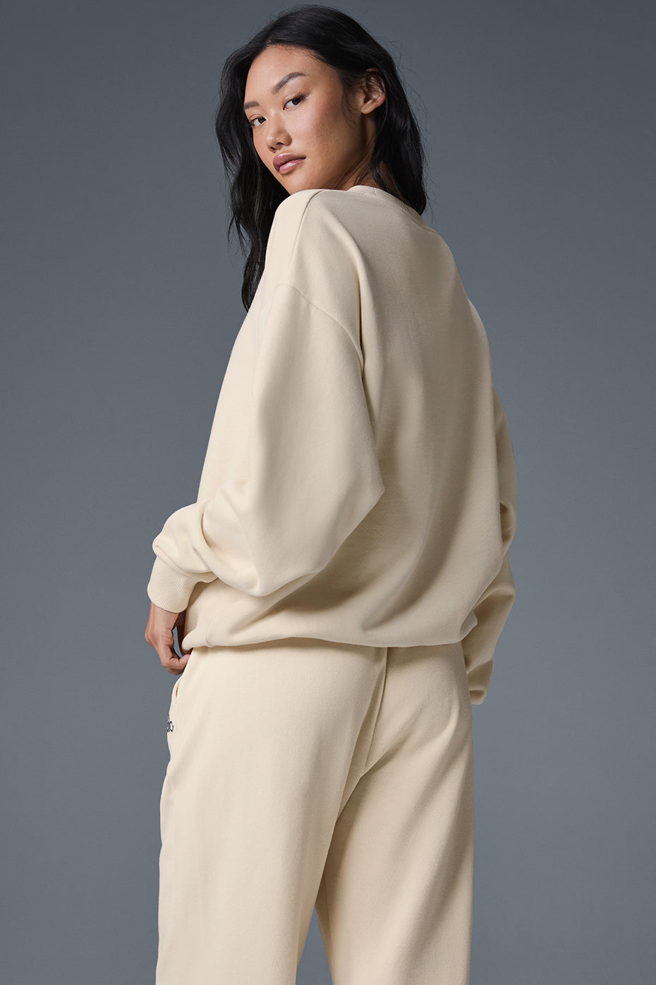Accolade Crew Neck Pullover - Oat Milk - Image 2