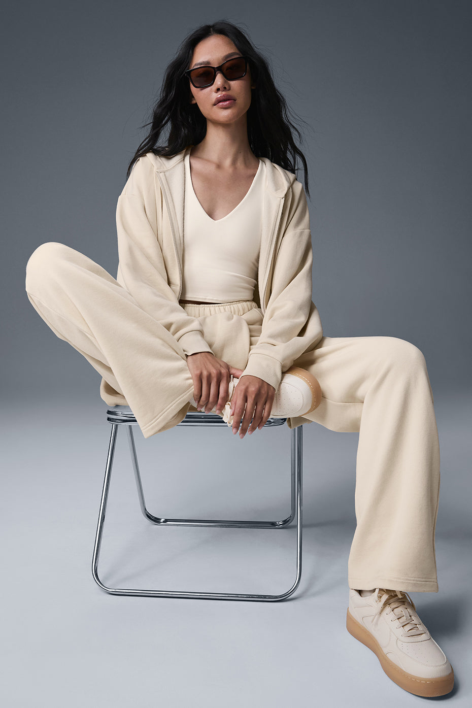 Accolade Straight Leg Sweatpant - Oat Milk - Image 4