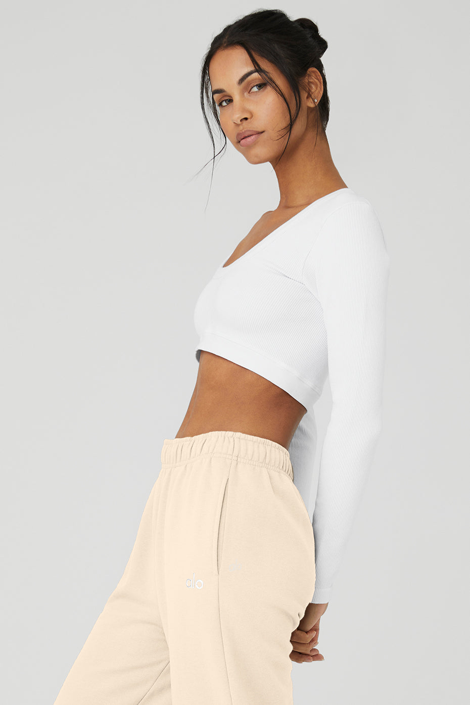 Seamless Ribbed Cropped Serene Long Sleeve - White - Image 3