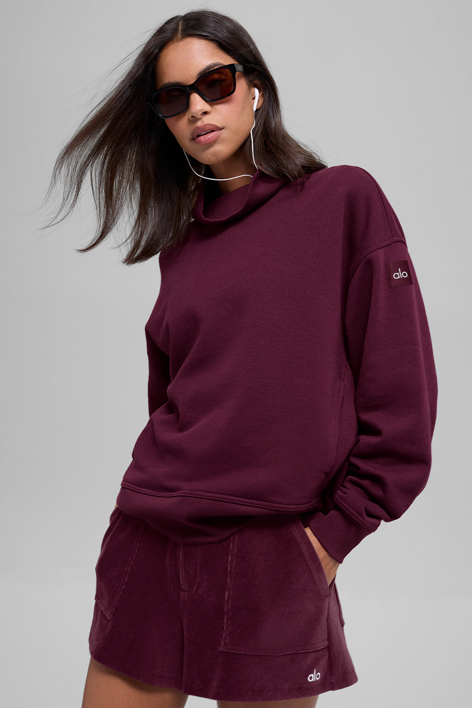 Hazy Mock Neck Pullover - Burgundy