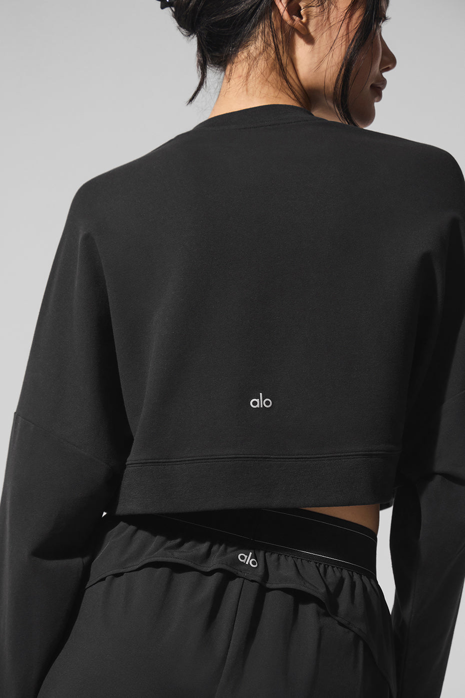 Cropped Sway Crew Neck Pullover - Black - Image 6