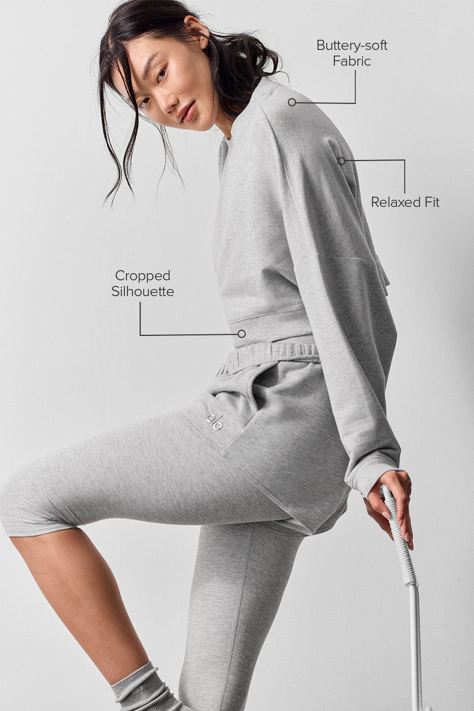 Cropped Sway Crew Neck Pullover - Athletic Heather Grey - Image 2