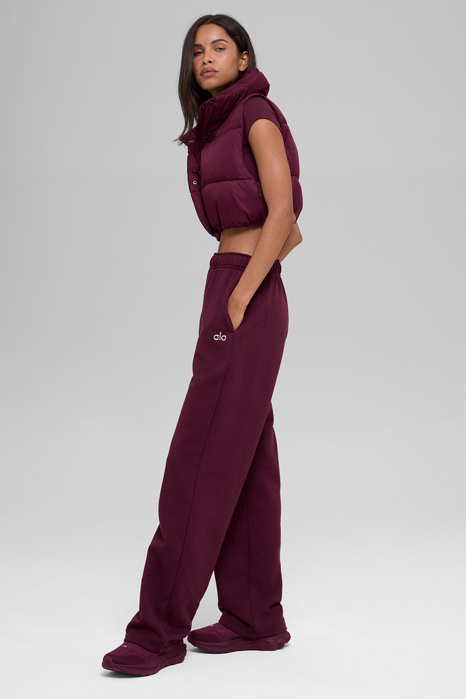 Cropped Gold Rush Puffer Vest - Burgundy - Image 5