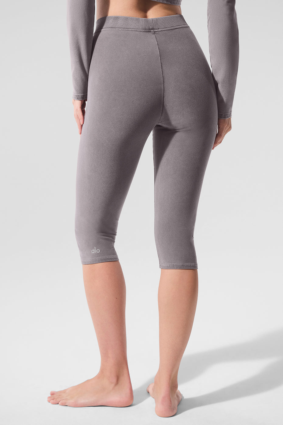 Washed Alosoft High-Waist Iconic 90's Capri - Cool Grey Wash - Image 3