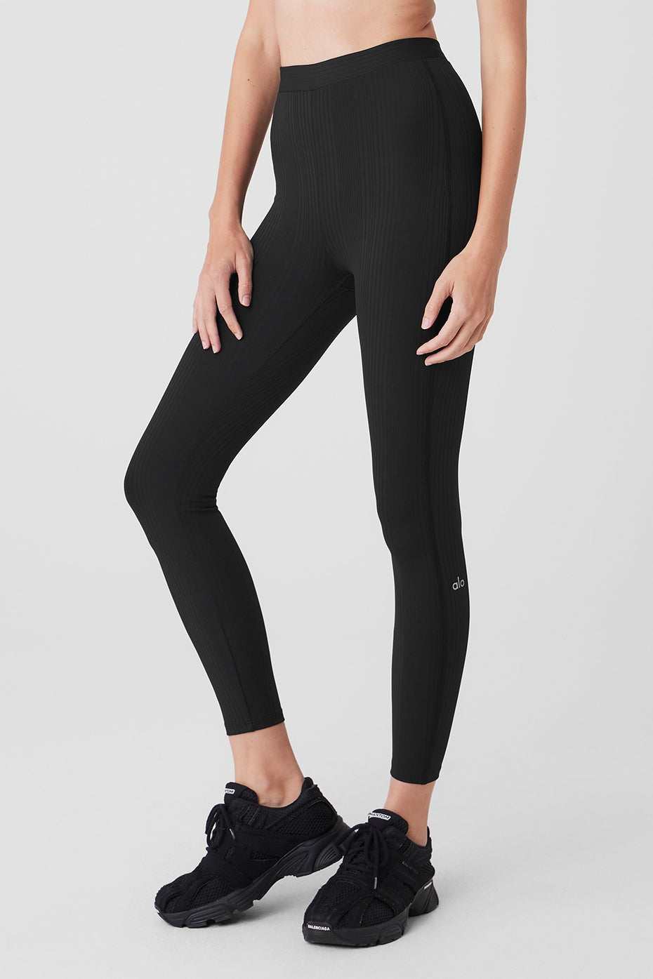 High-Waist 7/8 Run It Back Legging - Black - Image 4