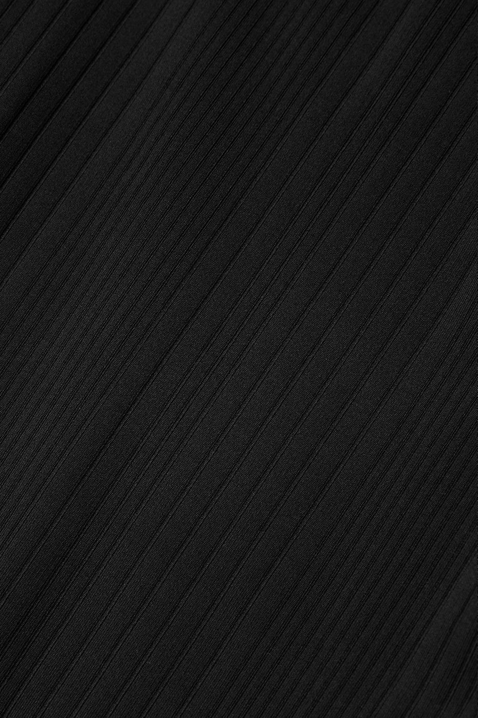 High-Waist 7/8 Run It Back Legging - Black - Image 2