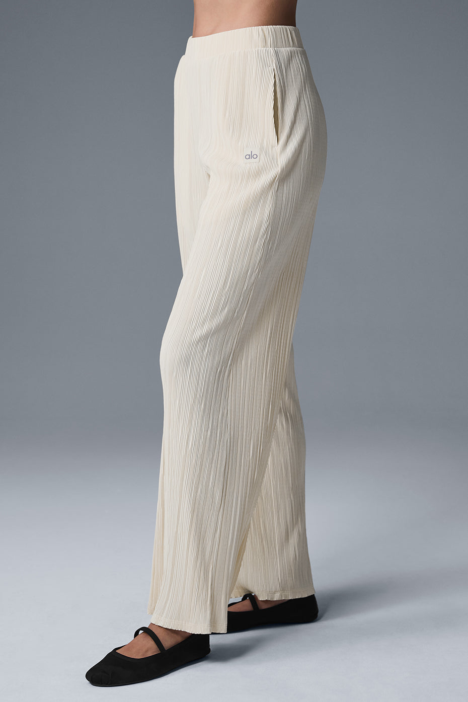 High-Waist Micro Plisse Straight Leg Pant - Oat Milk - Image 5