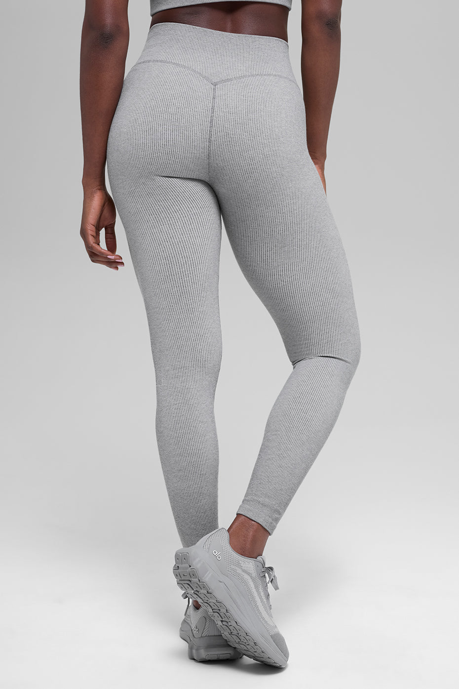 Seamless High-Waist Two Tone Rib Legging - Light Misty Grey Heather - Image 4