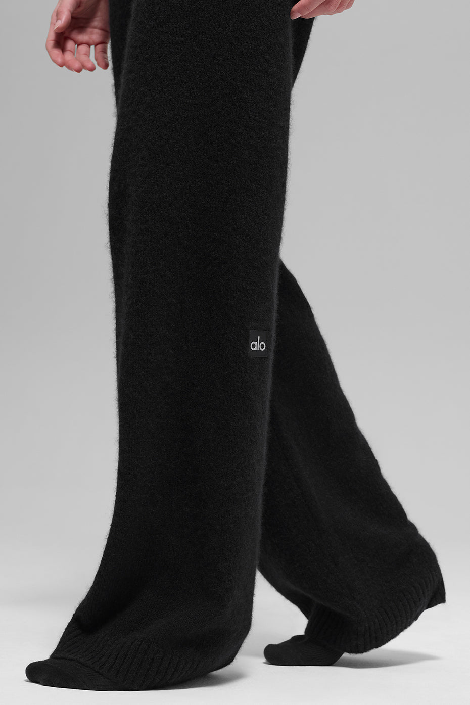 Cashmere High-Waist New Class Wide Leg Pant - Black - Image 4